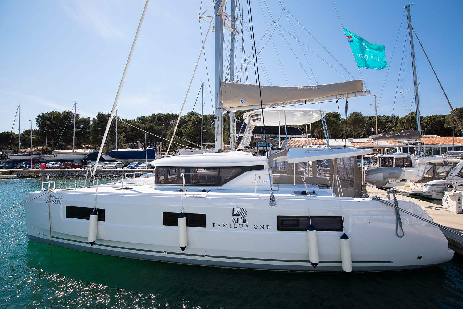 Lagoon 46 Little Havana | Katamaran Charter Kroatien